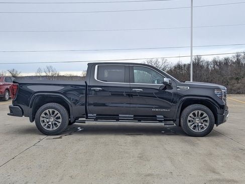 New 2026 GMC Sierra 1500 Denali w/ Technology Package image 6