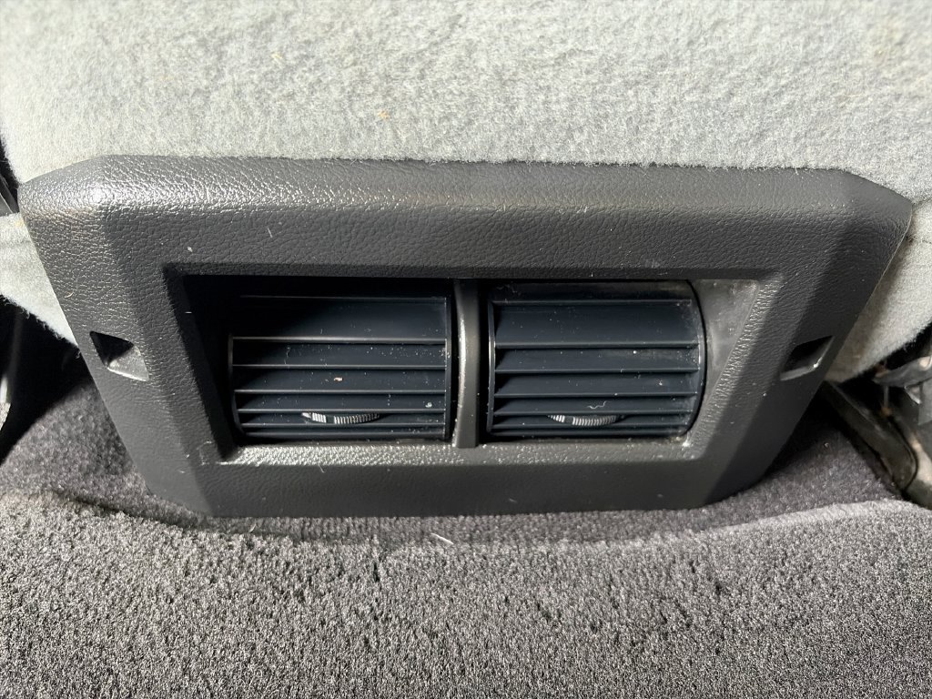 Used 2020 RAM 1500 Classic SLT RWD image 22