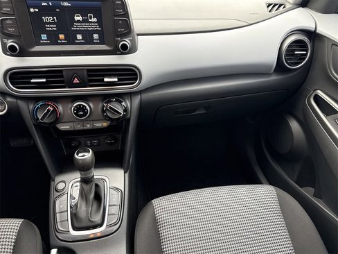 Used 2020 Hyundai Kona SEL image 15