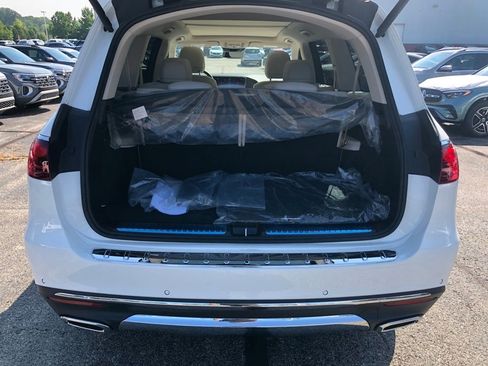 New 2025 Mercedes-Benz GLS 450 4MATIC image 37