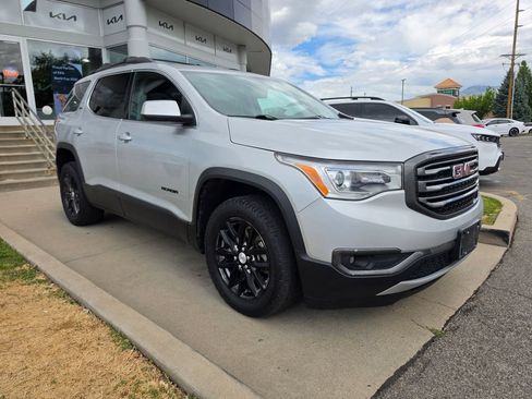Used 2019 GMC Acadia SLT AWD/4WD image 3