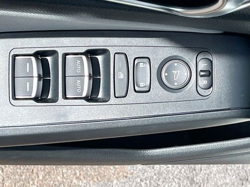 Used 2025 Honda Civic FWD Hybrid Sedan image 17