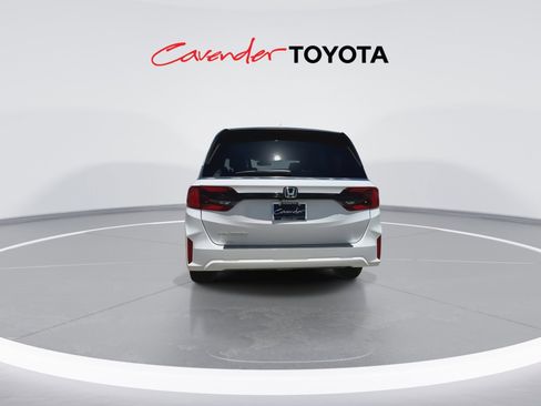 Used 2026 Honda Odyssey EX-L image 7