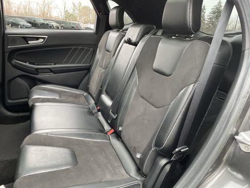 Used 2019 Ford Edge ST w/ Cold Weather Package image 19