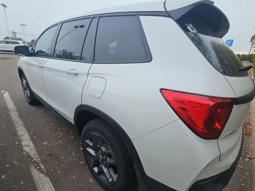 Used 2023 Honda Passport EX-L image 6