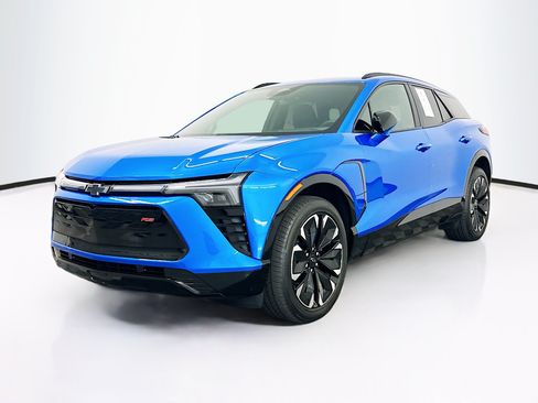 Used 2024 Chevrolet Blazer EV RS AWD/4WD image 3