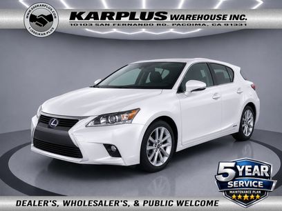 Used 2017 Lexus CT 200h w/ Accessory Package 2