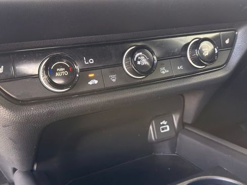 Used 2024 Honda HR-V Sport image 27