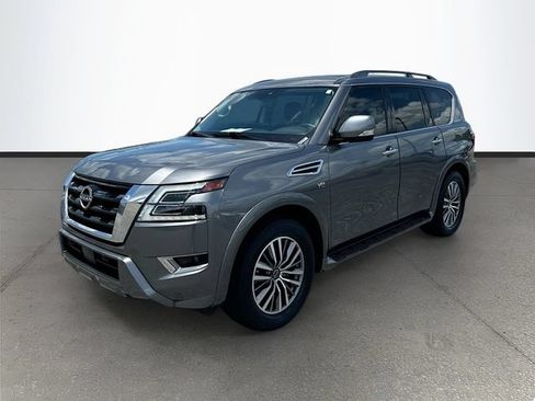 Used 2022 Nissan Armada SV w/ SV Appearance Package RWD image 3