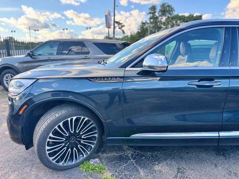 Used 2020 Lincoln Aviator Black Label w/ Dynamic Handling Package AWD/4WD image 10