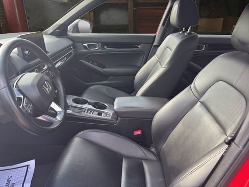 Used 2025 Honda Civic Sport Touring image 19