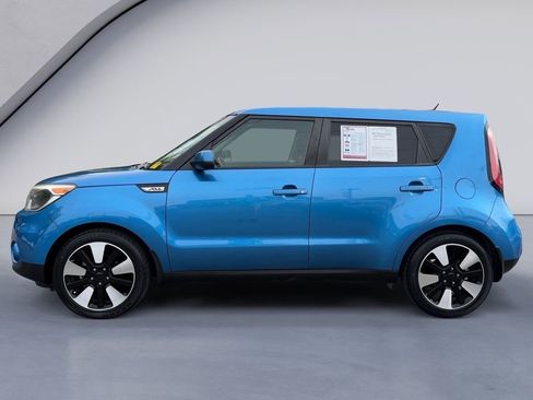 Used 2019 Kia Soul + FWD image 2