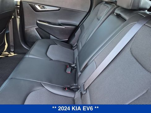 Used 2024 Kia EV6 Light AWD/4WD image 16