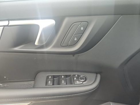 Used 2026 Buick Enclave Preferred FWD image 29