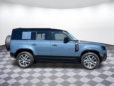 New 2026 Land Rover Defender 110 X-Dynamic SE AWD/4WD image 7