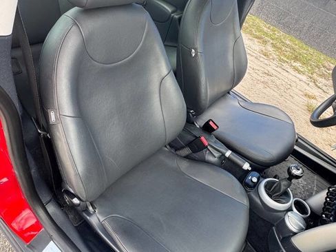 Used 2004 MINI Cooper Hardtop image 15