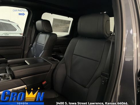 New 2026 Toyota Tundra Platinum AWD/4WD image 13