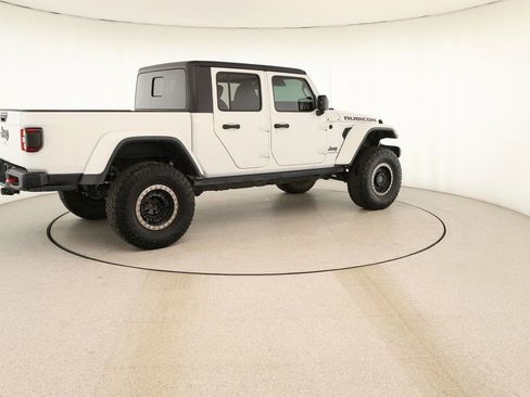 Used 2020 Jeep Gladiator Rubicon image 7