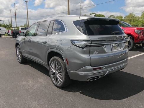 New 2026 Buick Enclave Avenir w/ Super Cruise Package FWD image 7