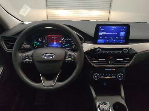 Used 2021 Ford Escape SE image 22