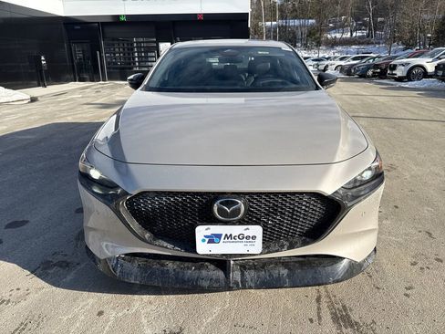 New 2026 MAZDA MAZDA3 Hatchback w/Premium Plus Pkg image 8