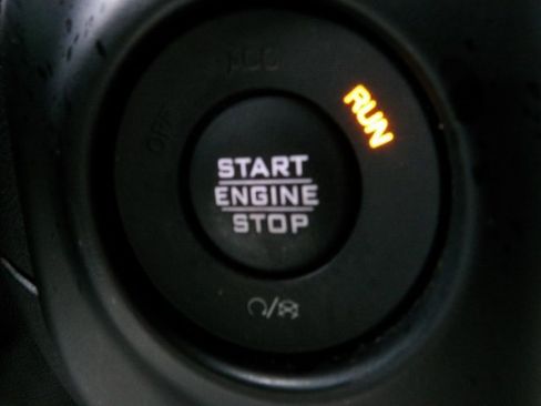 Used 2020 Jeep Wrangler Unlimited Freedom Edition image 30