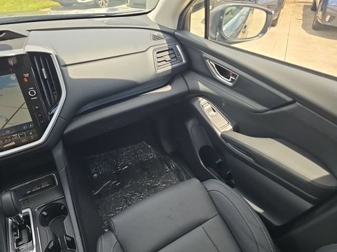 Used 2026 Subaru Ascent Limited AWD/4WD image 11