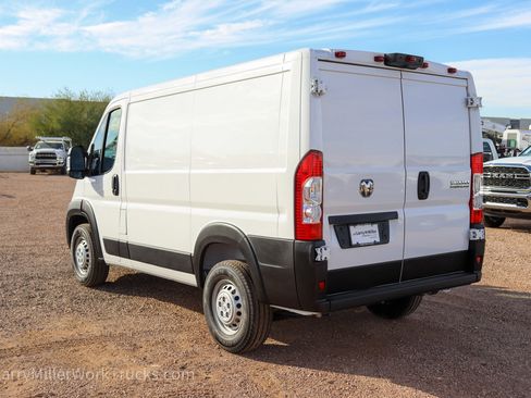 New 2025 RAM ProMaster 1500 w/ Convenience Group FWD image 3