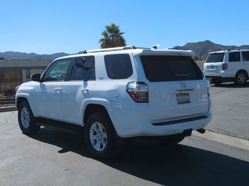 Used 2019 Toyota 4Runner SR5 Premium image 8