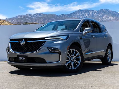Used 2023 Buick Enclave Avenir w/ Avenir Technology Package AWD/4WD image 1