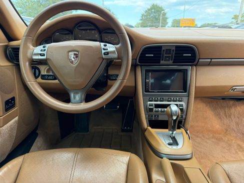 Used 2005 Porsche 911 Carrera RWD image 14