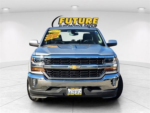 Used 2017 Chevrolet Silverado 1500 LT w/ LT Eassist Package image 2