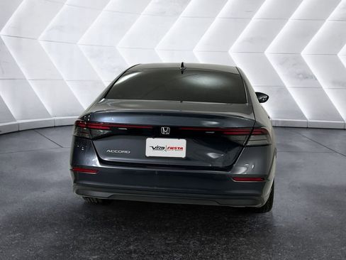Used 2023 Honda Accord EX image 5