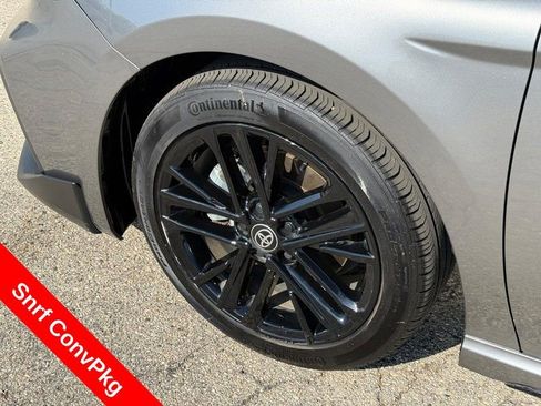Used 2025 Toyota Camry SE w/ Convenience Package FWD image 10