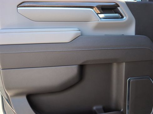 New 2026 Chevrolet Silverado 3500 LT image 28