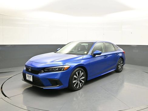Used 2024 Honda Civic EX image 1