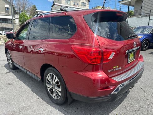 Used 2017 Nissan Pathfinder SL w/ SL Premium Package AWD/4WD image 5