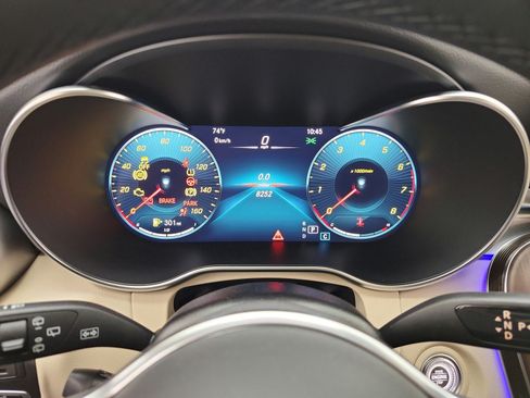 Certified 2022 Mercedes-Benz GLC 300 image 9