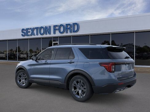 New 2026 Ford Explorer Active w/ Active Comfort Package image 4