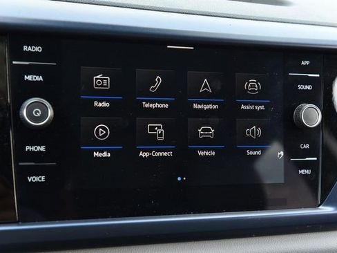 Used 2023 Volkswagen Taos SE w/ Panoramic Sunroof Package AWD/4WD image 13