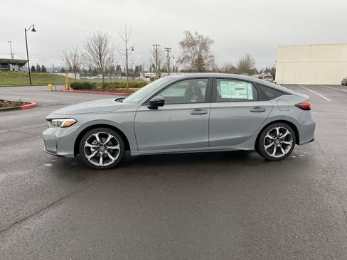 Used 2026 Honda Civic Sport Touring image 2