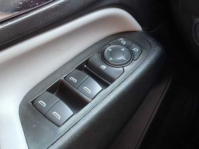 Certified 2023 Chevrolet Equinox LS w/ LS Convenience Package FWD image 25