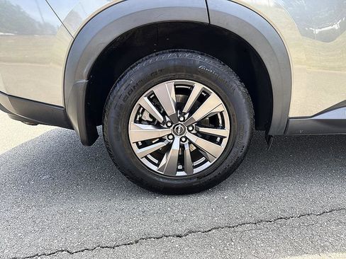 Certified 2022 Nissan Pathfinder SV AWD/4WD image 8