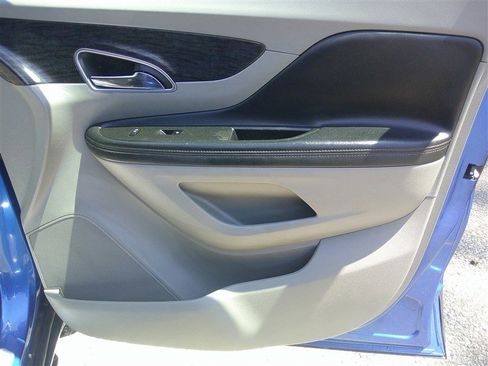 Used 2013 Buick Encore FWD image 20