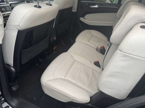 Used 2018 Mercedes-Benz GLS 550 4MATIC w/ Driver Assistance Package image 19