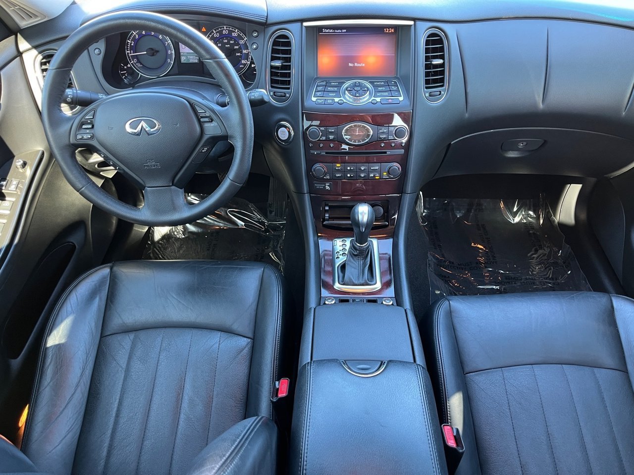 Used 2017 INFINITI QX50 2WD w/ Deluxe Touring Package image 12