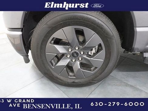 Used 2023 Ford F150 Lightning Lariat image 27