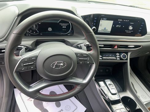 Used 2021 Hyundai Sonata SEL Plus w/ Tech Package image 15