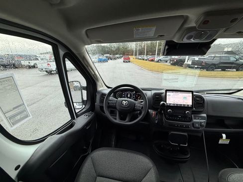 New 2026 RAM ProMaster 2500 w/ Premium Convenience Group image 13