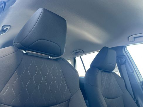 Certified 2026 Toyota Corolla Cross LE FWD image 16